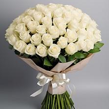 Букет 101 беля роза Белоснежка в Мосальске
