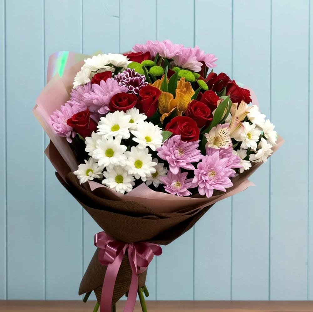Букет цветов из: Розы, Хризантемы и Альстромерии в Мосальске
