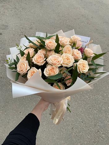 Букет Кремовые розы Латте в Мосальске