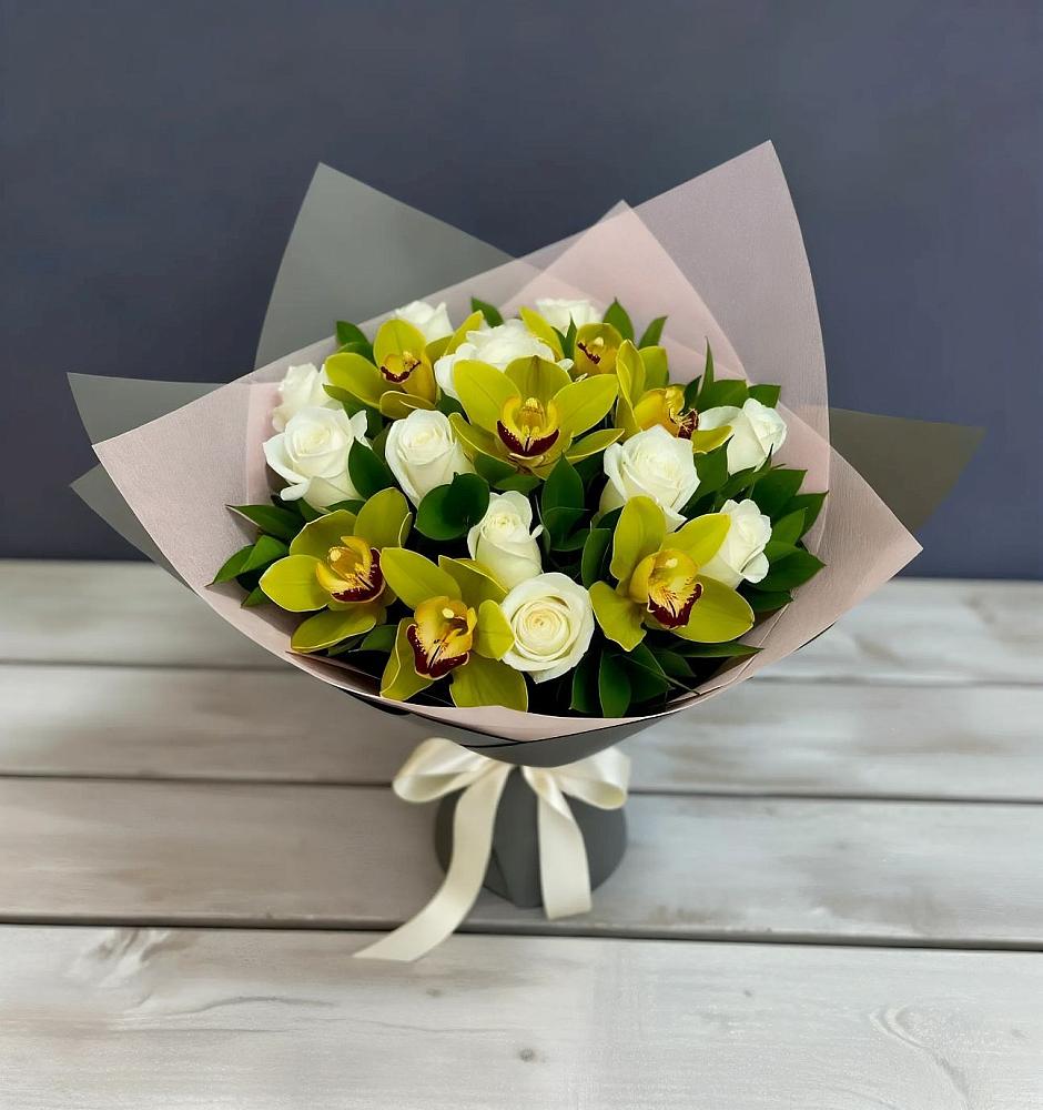 Букет цветов из: Орхидеи и Розы в Мосальске