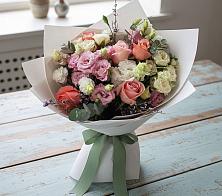 Букет цветов из:  Розы, Лизиантусы и Гвоздики в Мосальске