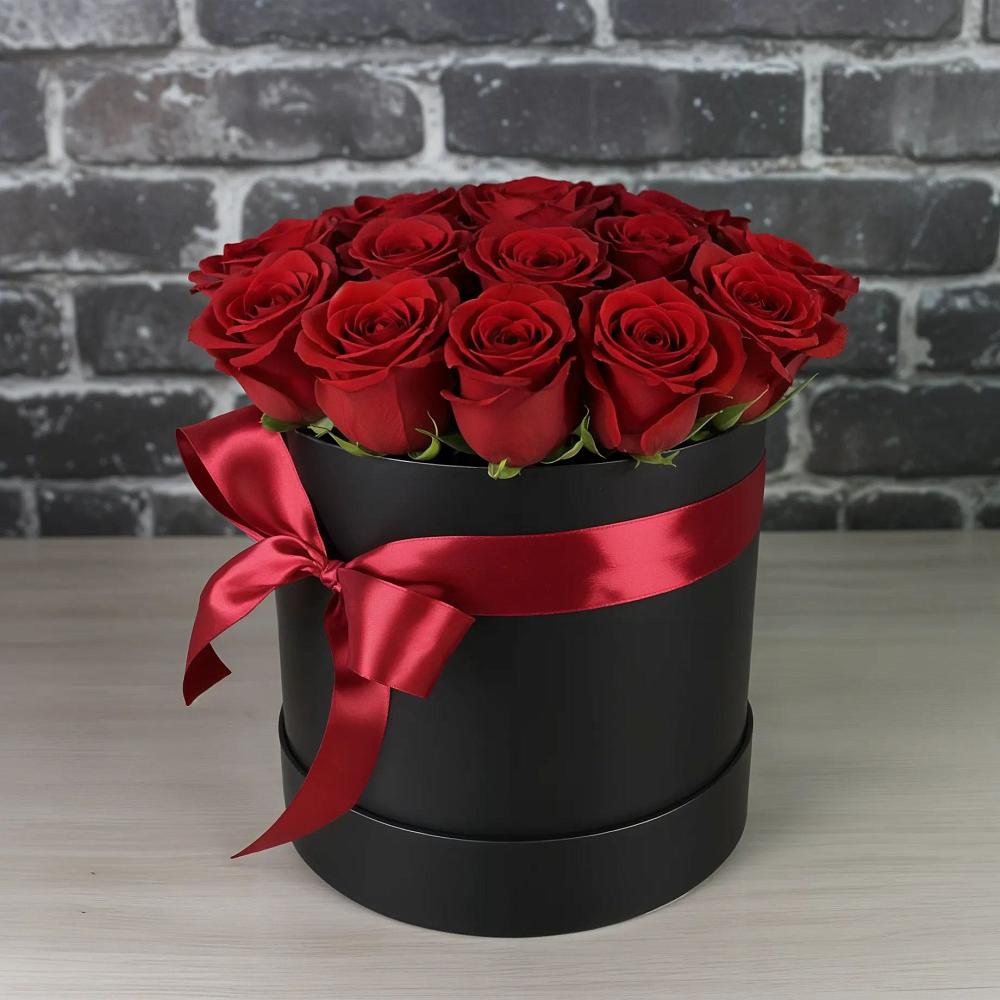 Цветочная композиция из Розы в шляпной коробке в Мосальске