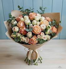 Букет цветов из:  Альстромерии и Розы в Мосальске